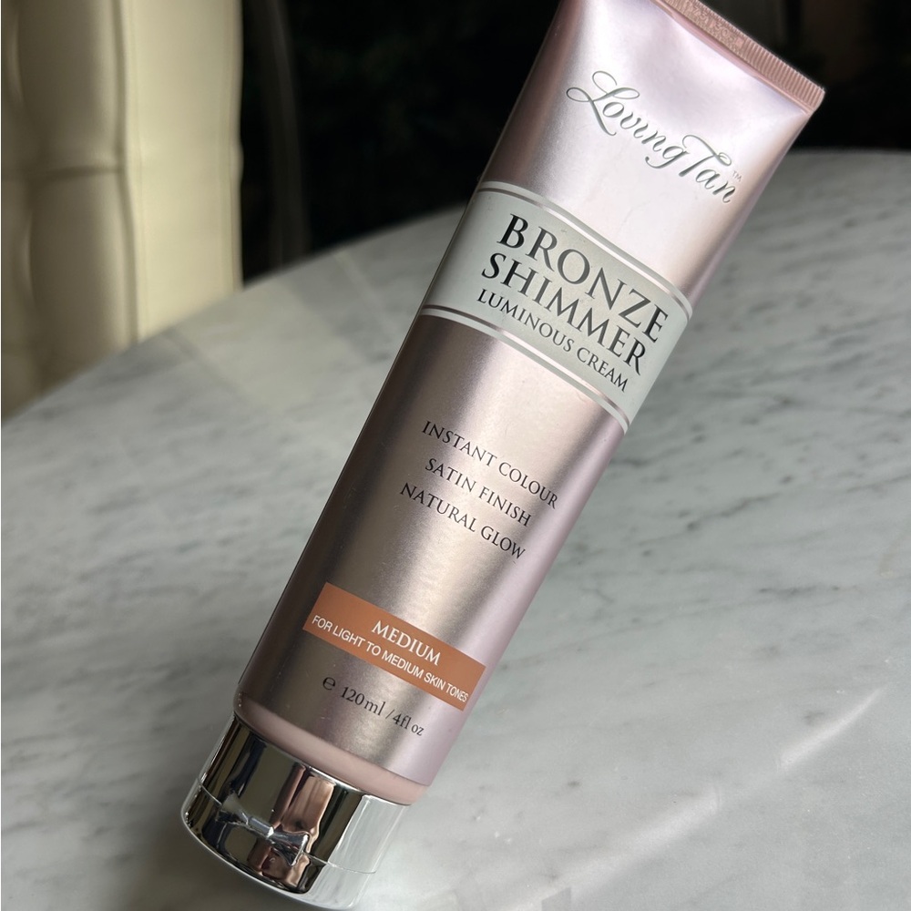 Loving Tan Bronze Shimmer Luminous Cream in Medium NWT